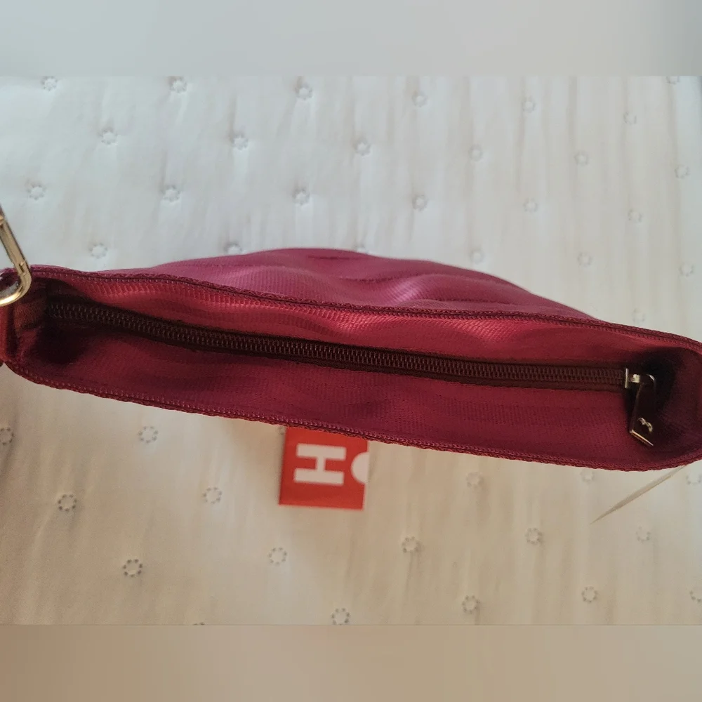 Harvey's Mini Streamline Seatbelt Crossbody